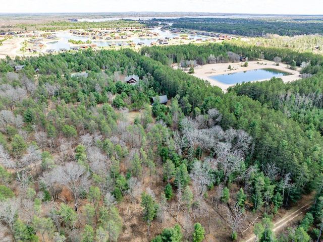 W6068 N Lake Drive, New Lisbon, WI 53950
