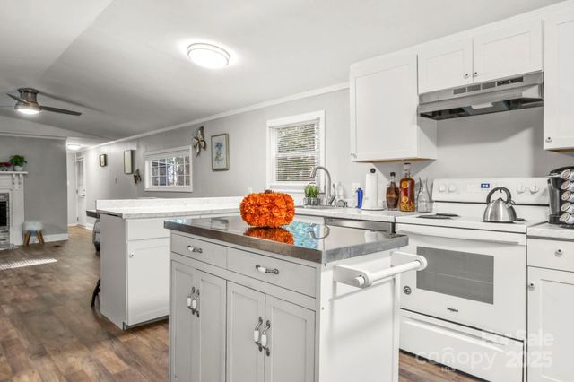 3131 Balkan Drive, York, SC 29745