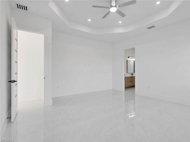 910 Golden Gate BLVD E, Naples, FL 34120