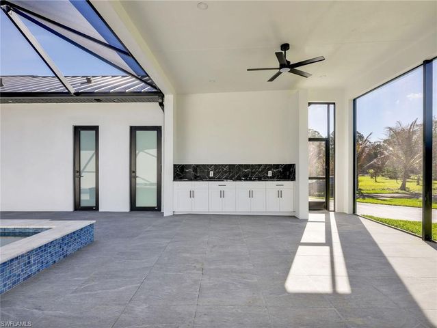 910 Golden Gate BLVD E, Naples, FL 34120