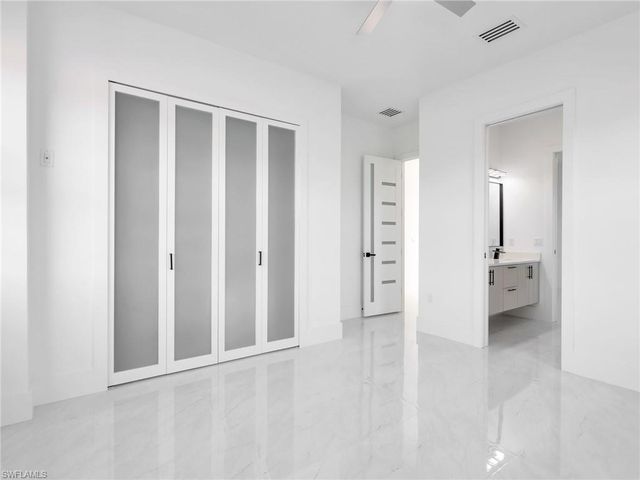 910 Golden Gate BLVD E, Naples, FL 34120