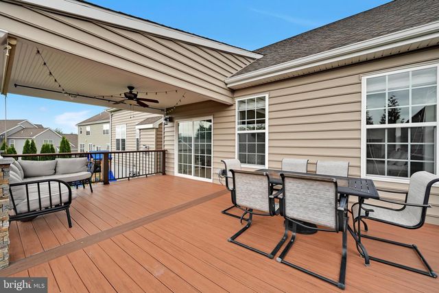 7 DENISE DR, Avondale, PA 19311