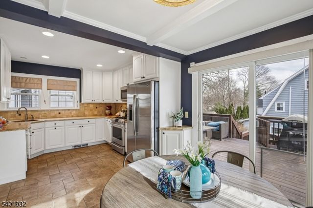 448 Ridgewood Rd, Maplewood Twp., NJ 07040