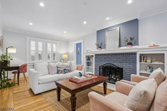 448 Ridgewood Rd, Maplewood Twp., NJ 07040