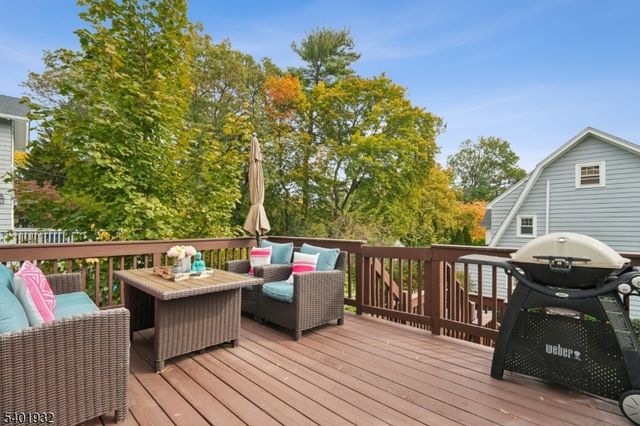 448 Ridgewood Rd, Maplewood Twp., NJ 07040