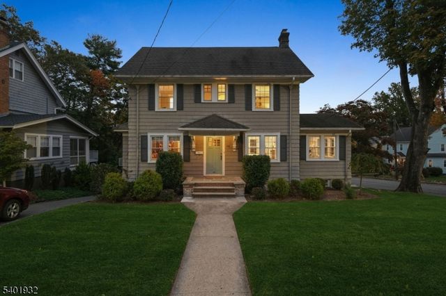 448 Ridgewood Rd, Maplewood Twp., NJ 07040