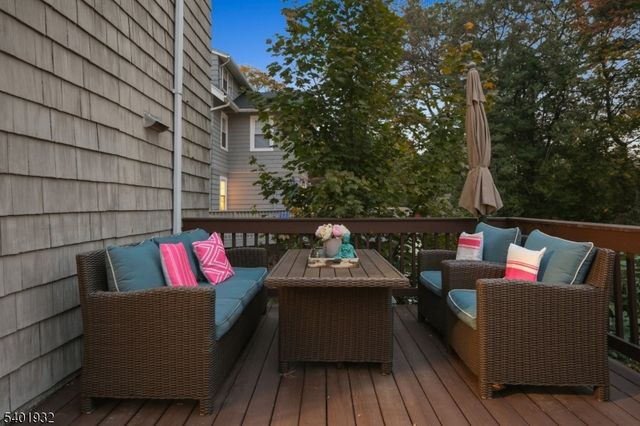 448 Ridgewood Rd, Maplewood Twp., NJ 07040