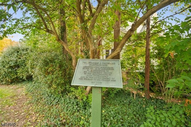 448 Ridgewood Rd, Maplewood Twp., NJ 07040