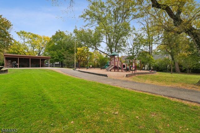 448 Ridgewood Rd, Maplewood Twp., NJ 07040