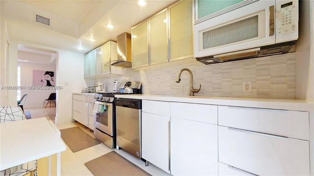 1400 West Avenue, Miami Beach, FL 33139