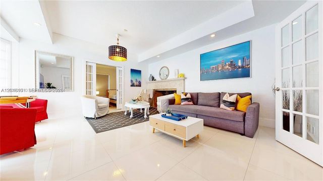 1400 West Avenue, Miami Beach, FL 33139