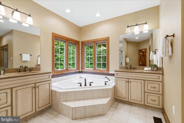 7355 KEHNE RD, Frederick, MD 21702