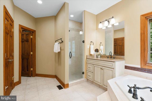 7355 KEHNE RD, Frederick, MD 21702