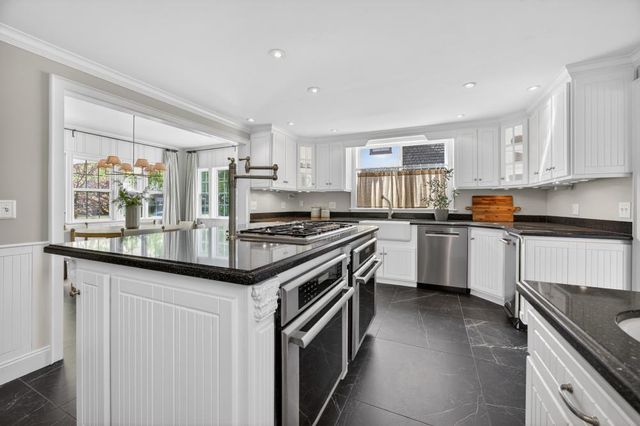 119 South Avena Ave, Lodi, CA 95240