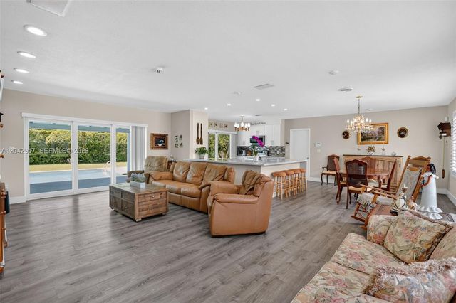 7240 SW 131st Street, Pinecrest, FL 33156