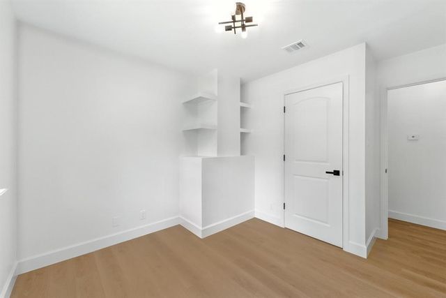 8520 Bradford DR, Austin, TX 78758