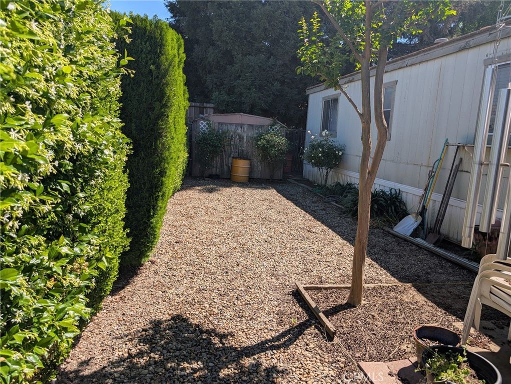 Image 6 of property listing at 2500 N Hwy 59 #206, Merced, CA 95348