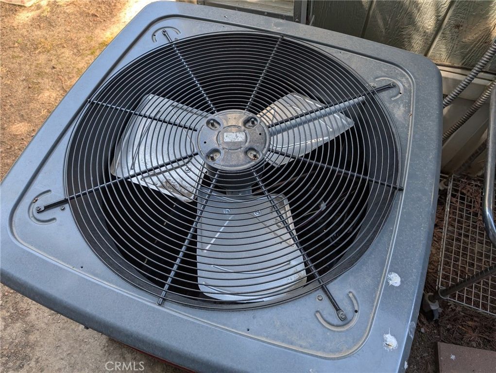 Image 8 of property listing at 2500 N Hwy 59 #206, Merced, CA 95348