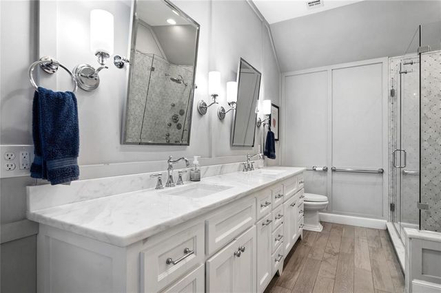 1722 Coventry Lane, Nichols Hills, OK 73120