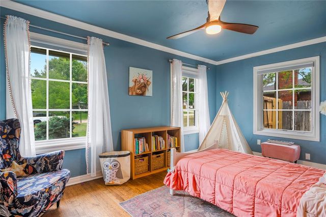 1722 Coventry Lane, Nichols Hills, OK 73120