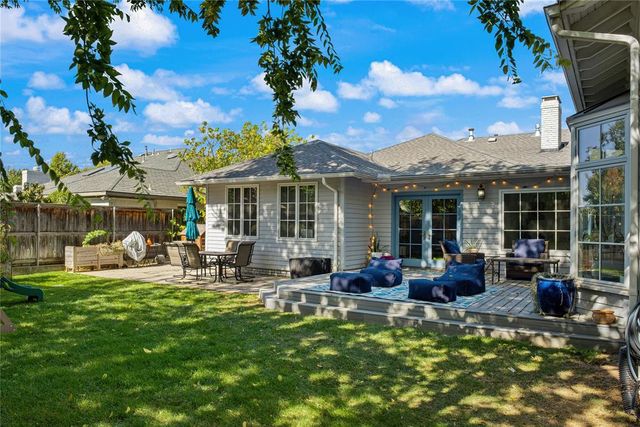 1722 Coventry Lane, Nichols Hills, OK 73120