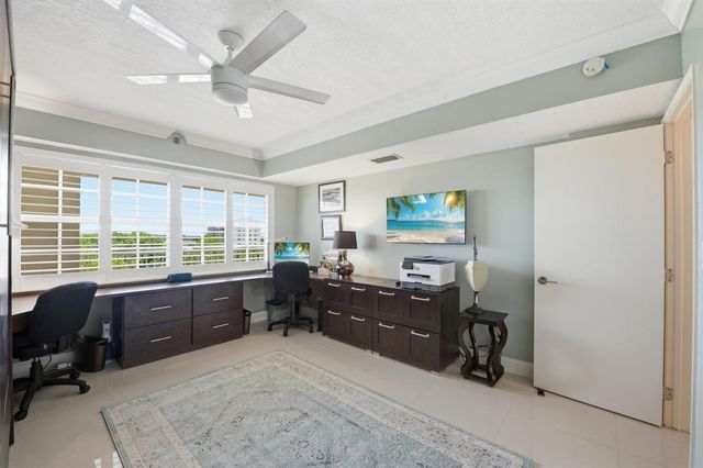 3510 Oaks Way 703, Pompano Beach, FL 33069