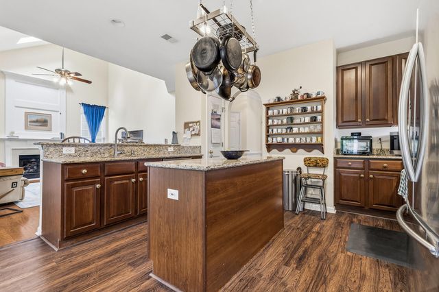 225 Evesham Drive, Summerville, SC 29485