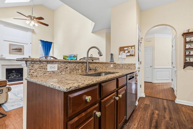 225 Evesham Drive, Summerville, SC 29485