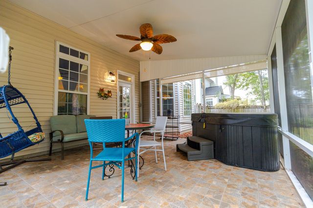 225 Evesham Drive, Summerville, SC 29485