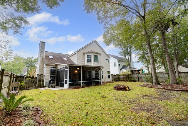 225 Evesham Drive, Summerville, SC 29485