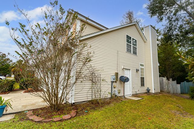 225 Evesham Drive, Summerville, SC 29485