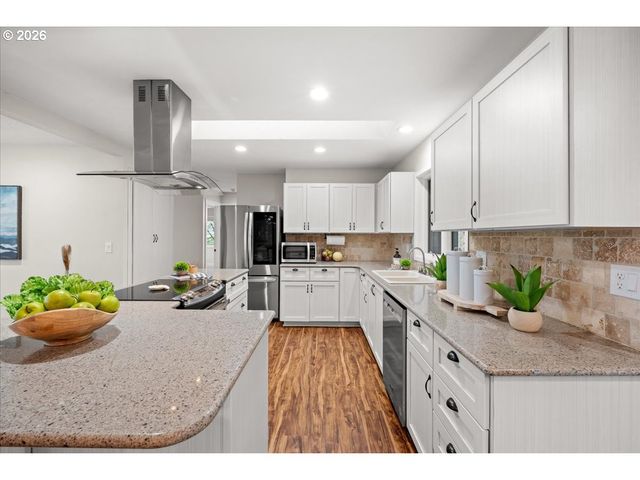 29009 Sw BURKHALTER Rd, Hillsboro, OR 97123