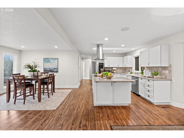 29009 Sw BURKHALTER Rd, Hillsboro, OR 97123