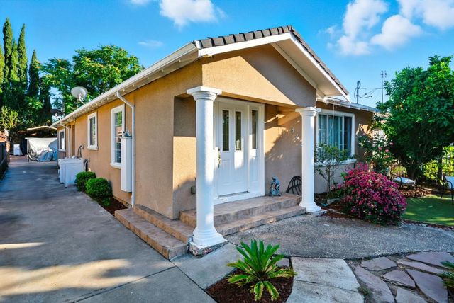 842 E Julian Street, San Jose, CA 95112
