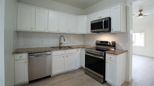 15 S Walnut Street, Edmond, OK 73003