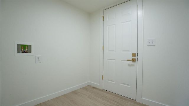 15 S Walnut Street, Edmond, OK 73003