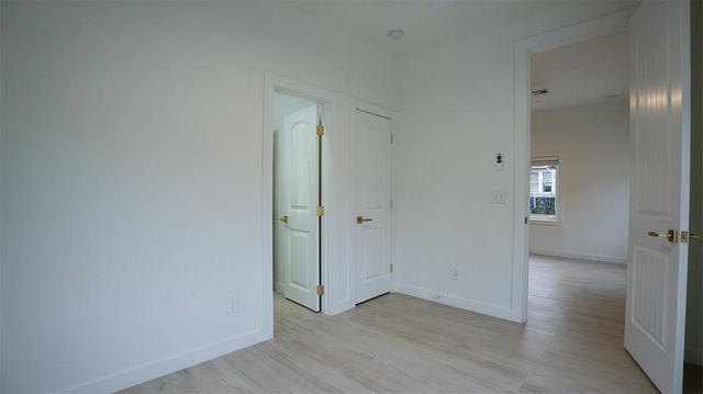 15 S Walnut Street, Edmond, OK 73003