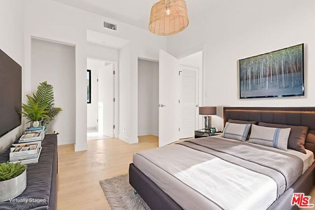 2671 Benedict Street, Los Angeles, CA 90039