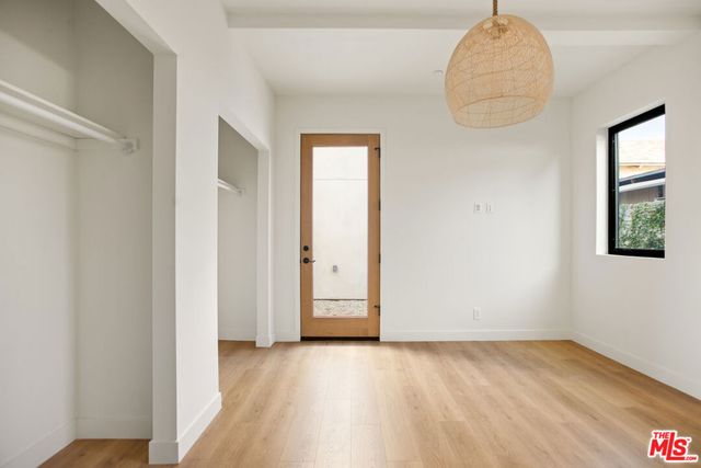 2671 Benedict Street, Los Angeles, CA 90039