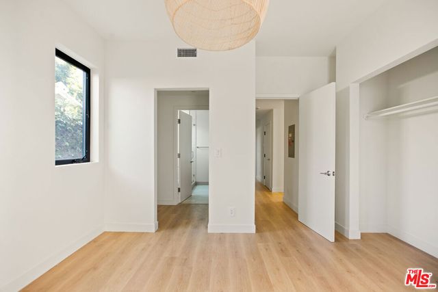 2671 Benedict Street, Los Angeles, CA 90039