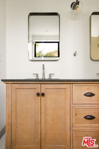 2671 Benedict Street, Los Angeles, CA 90039