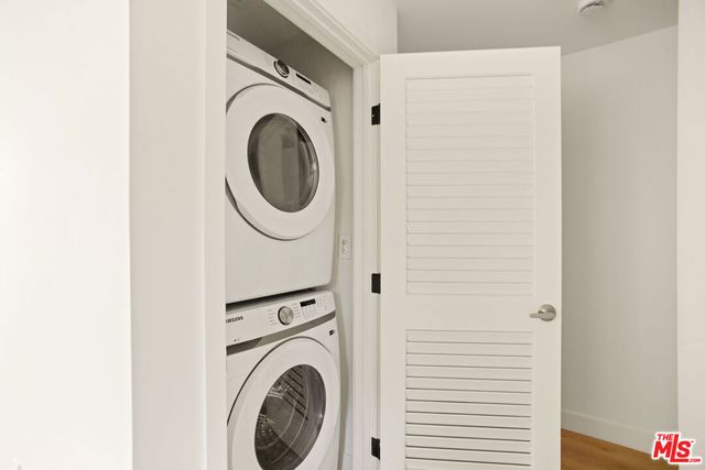 2671 Benedict Street, Los Angeles, CA 90039