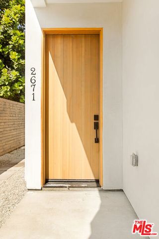 2671 Benedict Street, Los Angeles, CA 90039