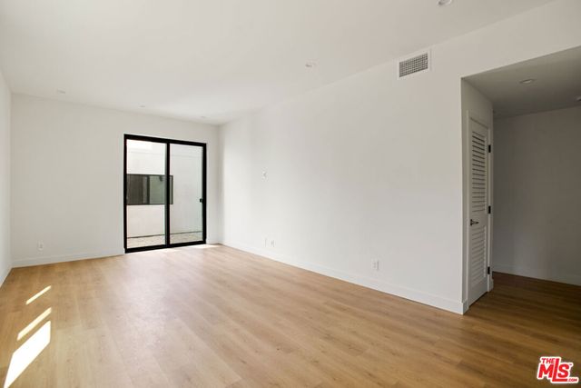 2671 Benedict Street, Los Angeles, CA 90039