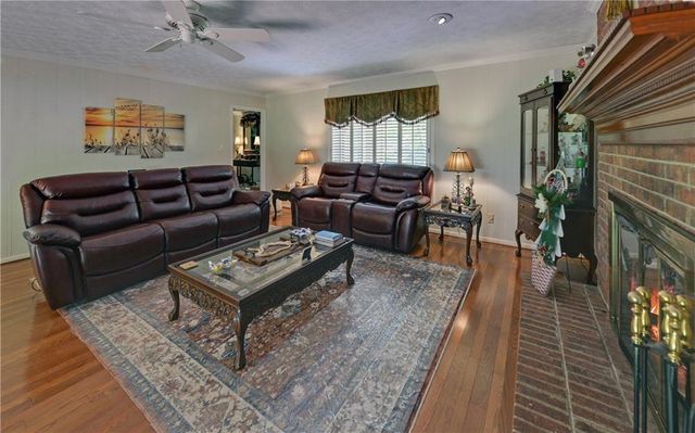 3341 Edgewood Circle, Gainesville, GA 30506