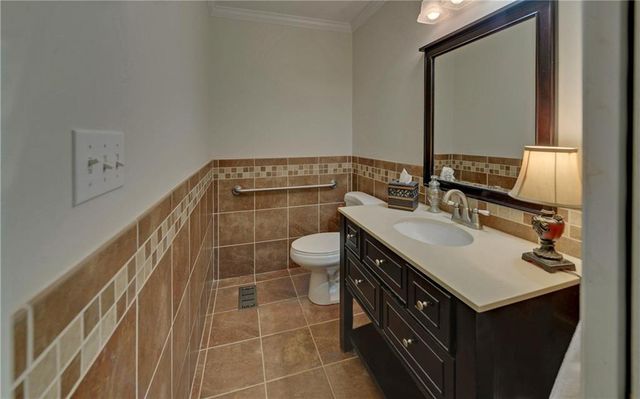 3341 Edgewood Circle, Gainesville, GA 30506