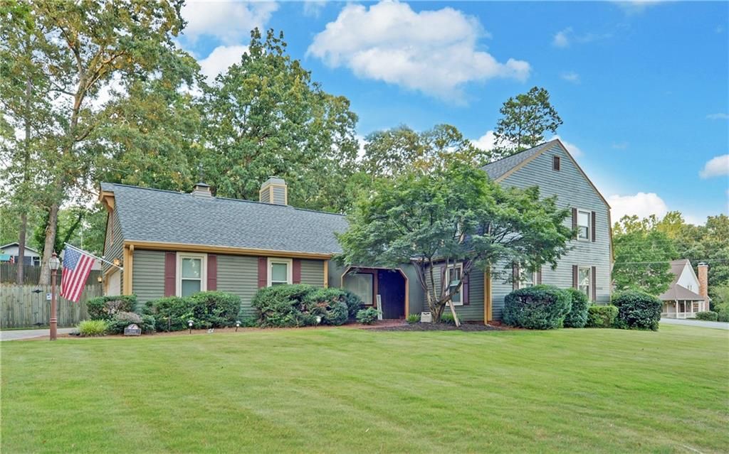 3341 Edgewood Circle, Gainesville, GA 30506
