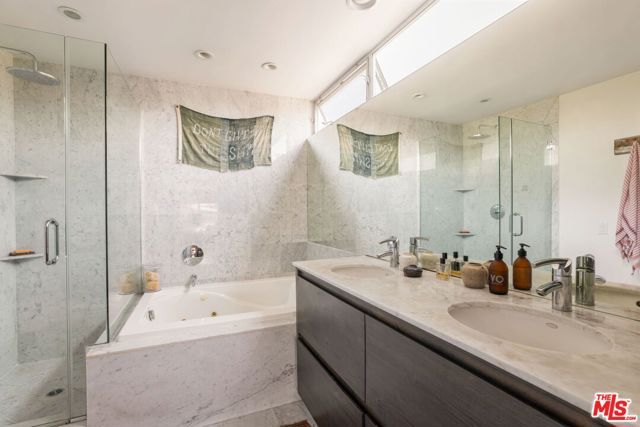 1628 Electric Avenue, Venice (los Angeles), CA 90291