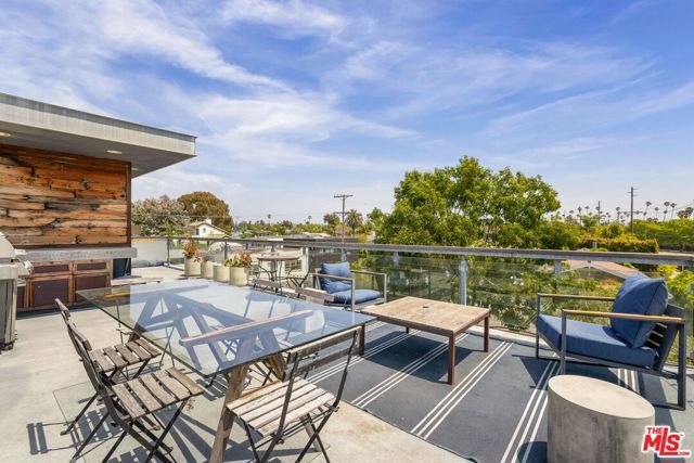 1628 Electric Avenue, Venice (los Angeles), CA 90291