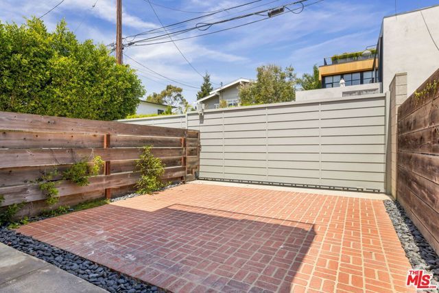 1628 Electric Avenue, Venice (los Angeles), CA 90291